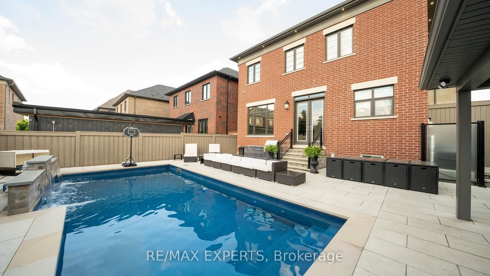 89 Rosshaven Crescent thumbnail 40