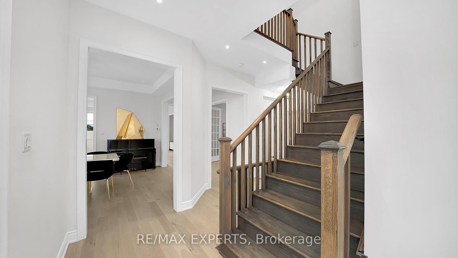 89 Rosshaven Crescent thumbnail 7