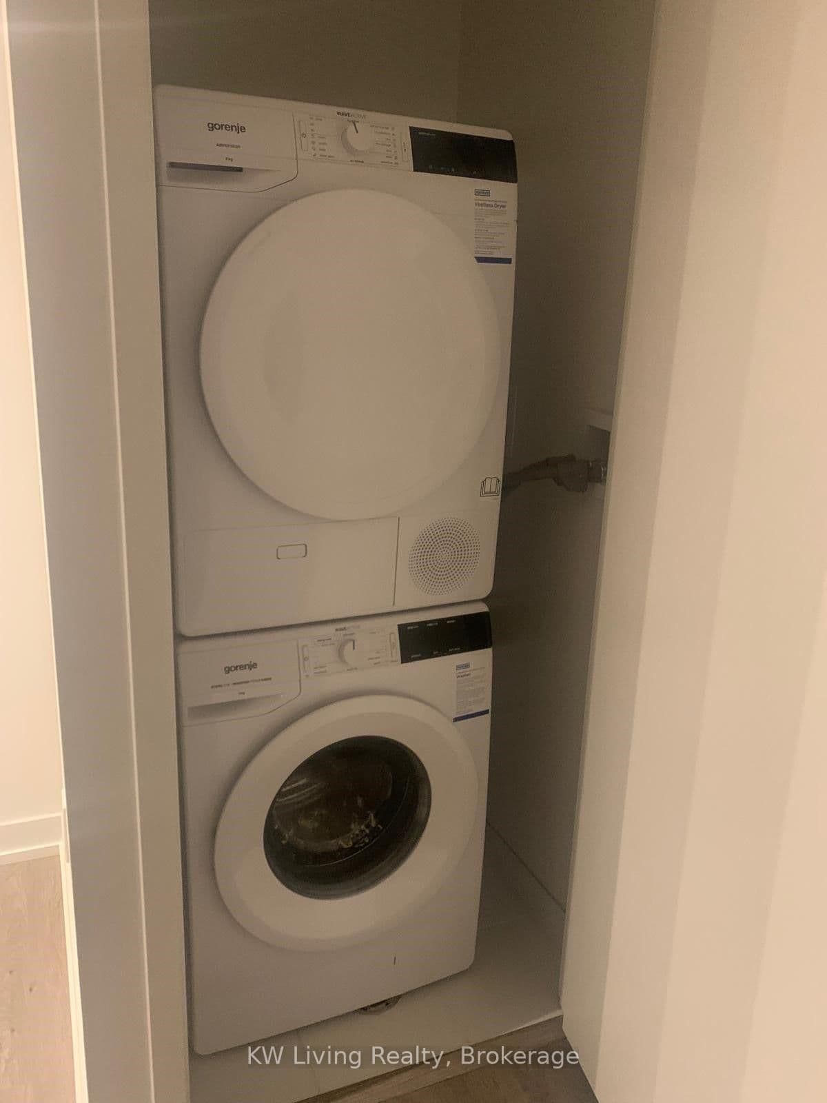 195 Commerce Street W, Unit 309 thumbnail 12