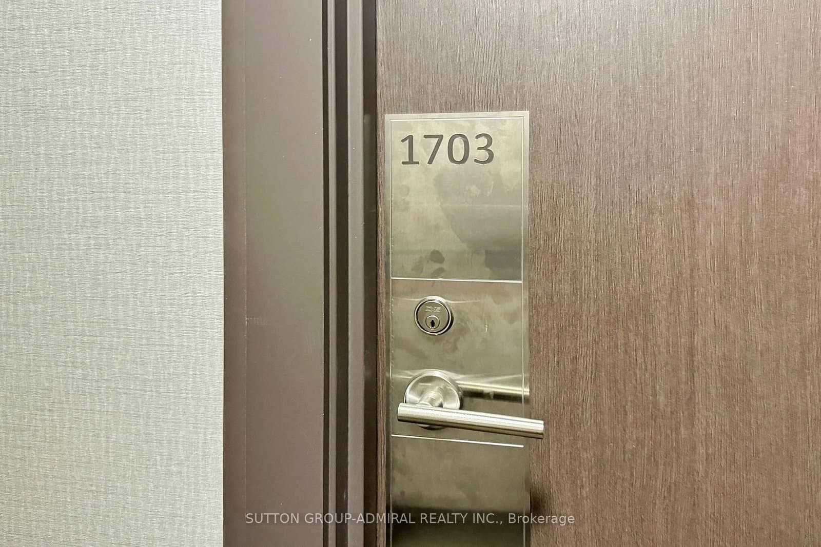 7890 Bathurst Street, Unit 1703 thumbnail 20