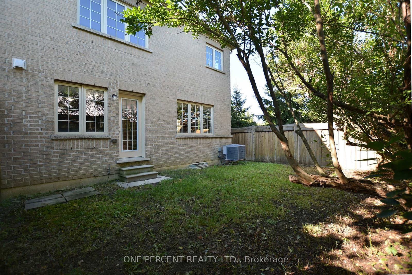 85 Benjamin Hood Crescent thumbnail 32