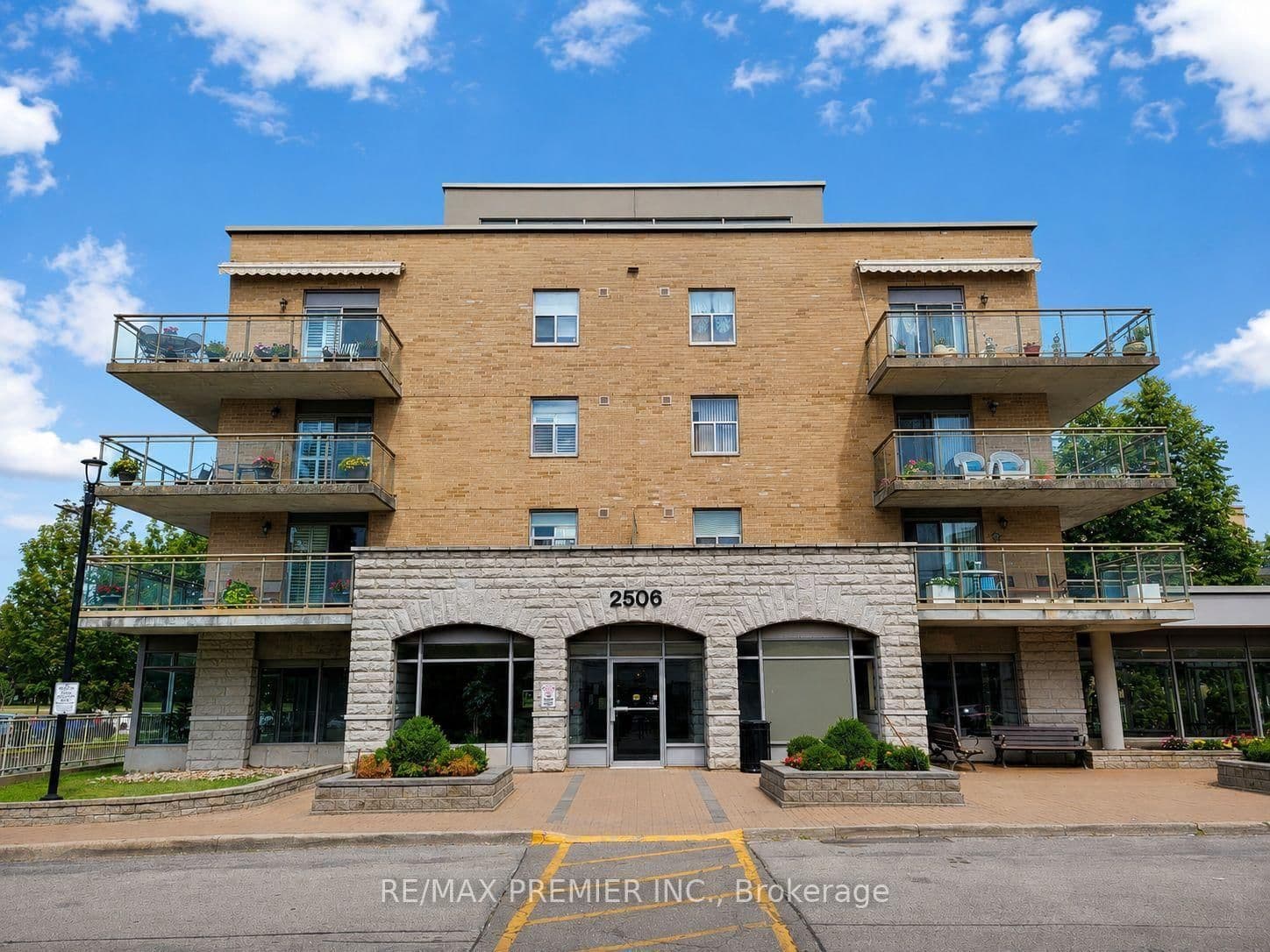 #502 - 2506 Rutherford Road