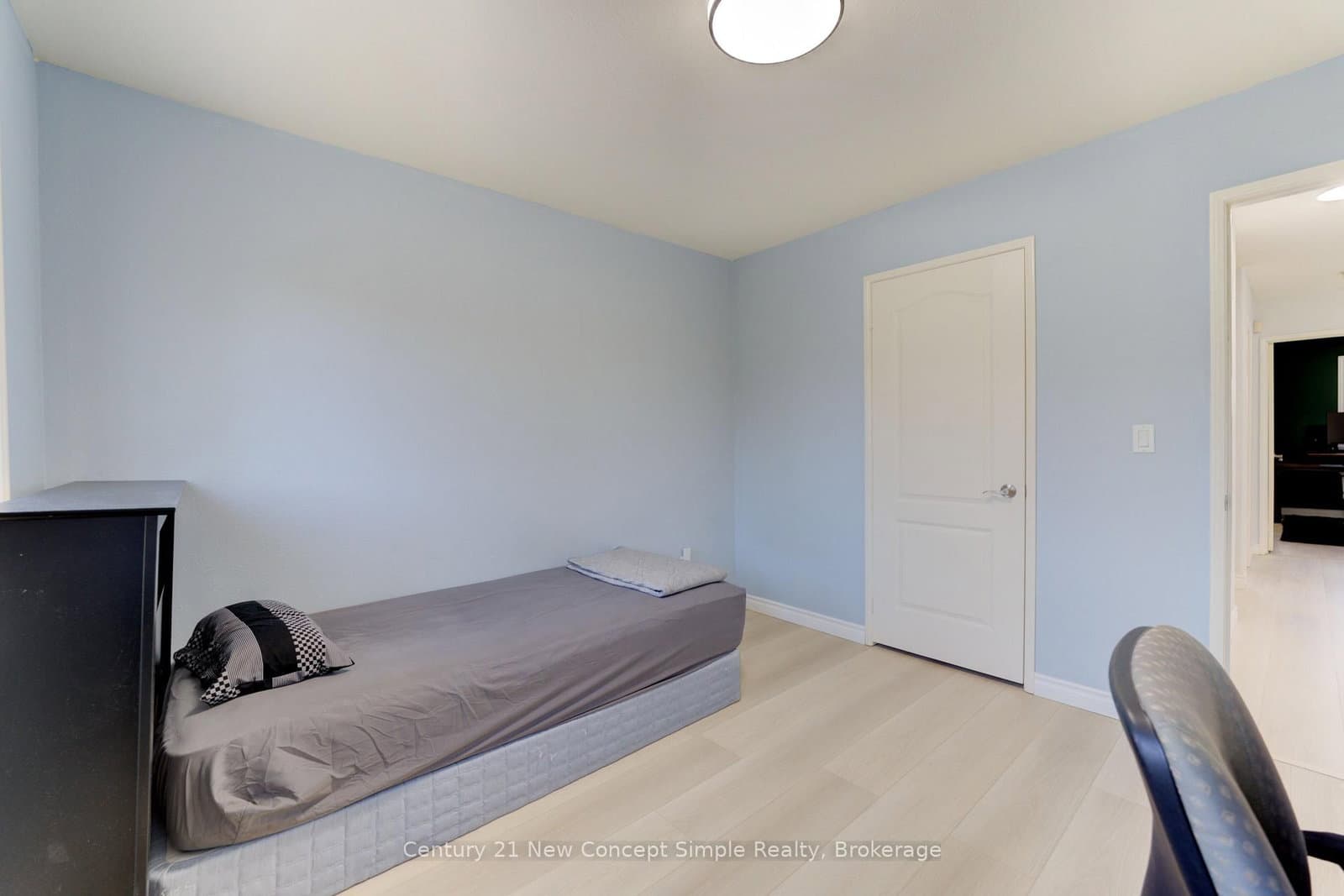 18 Castlemore Avenue thumbnail 24