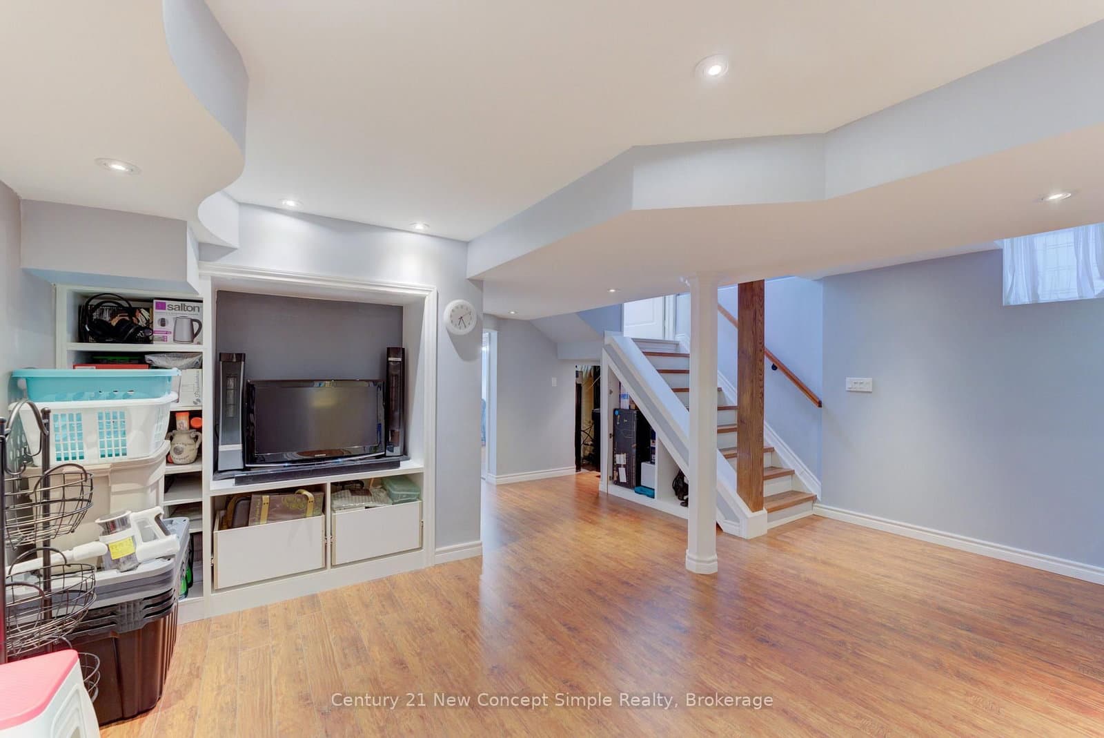 18 Castlemore Avenue thumbnail 27