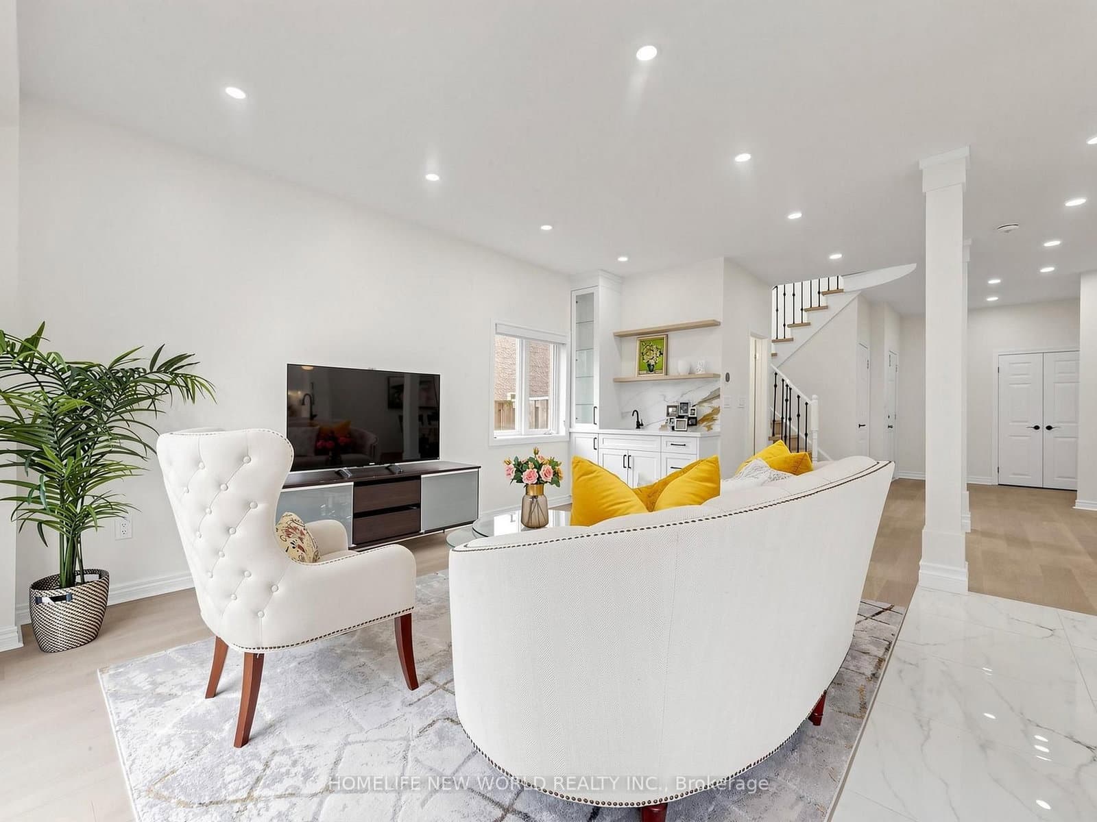7 Monaco Crescent thumbnail 7