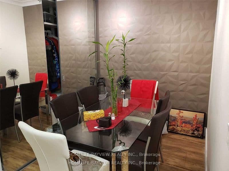 9225 jane Street, Unit 1006 thumbnail 7
