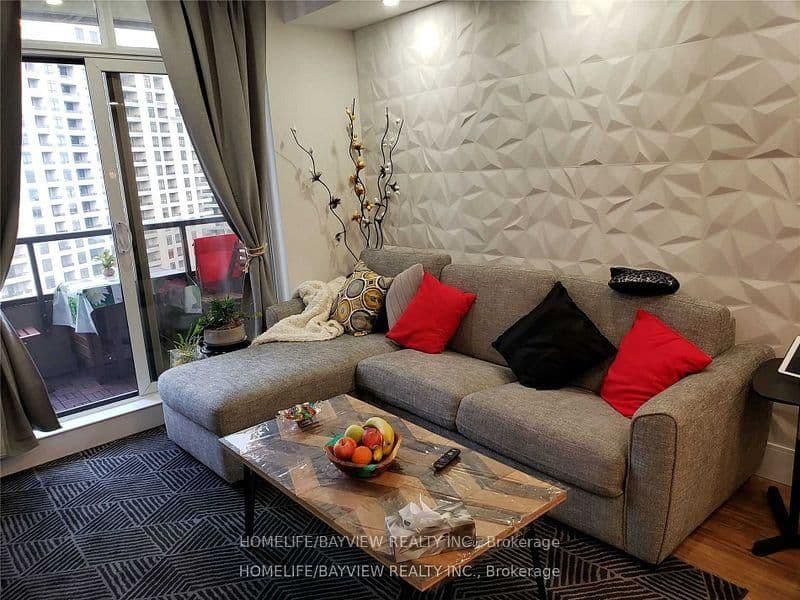 9225 jane Street, Unit 1006 thumbnail 8