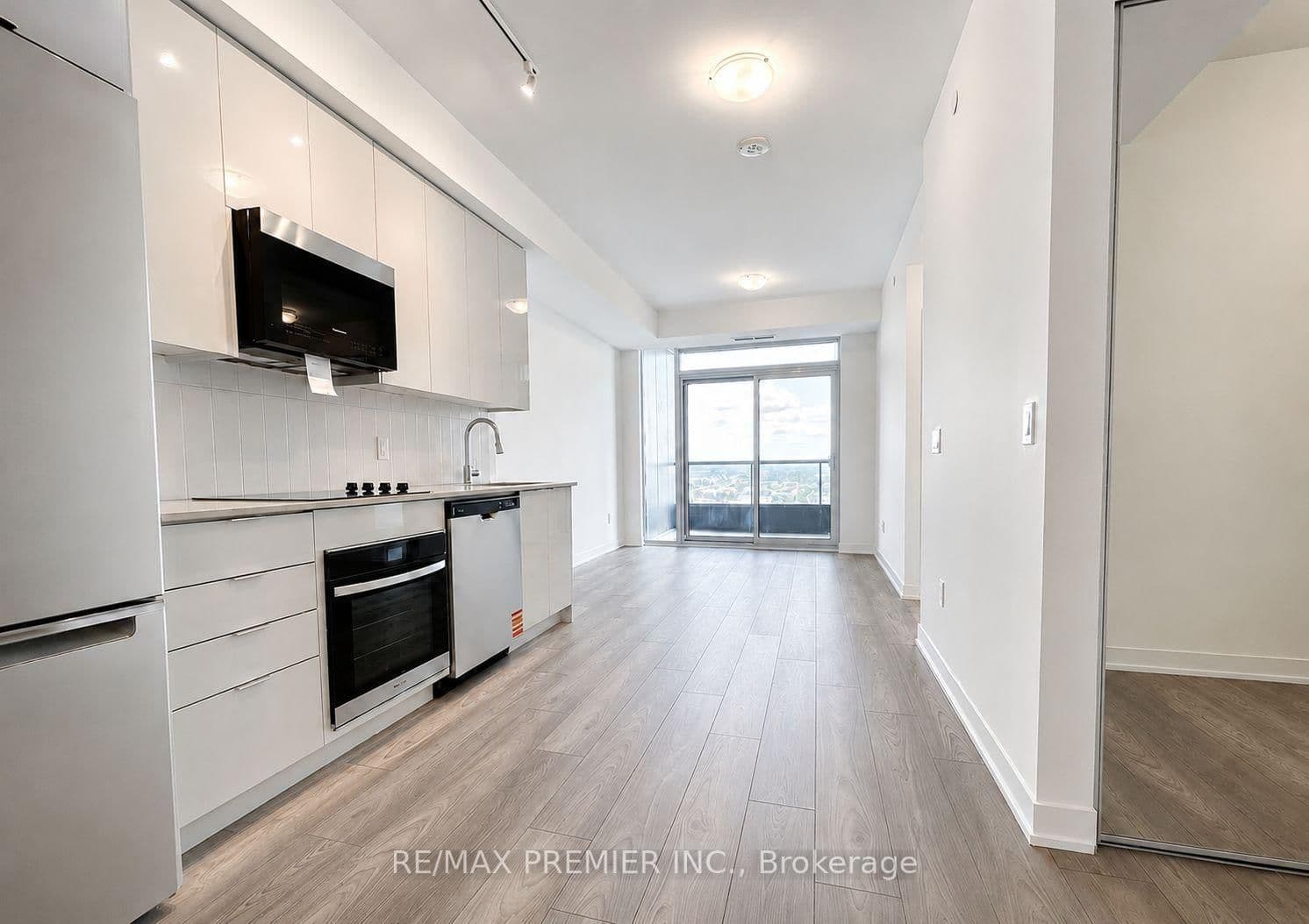 474 Caldari Road, Unit 1707 thumbnail 2