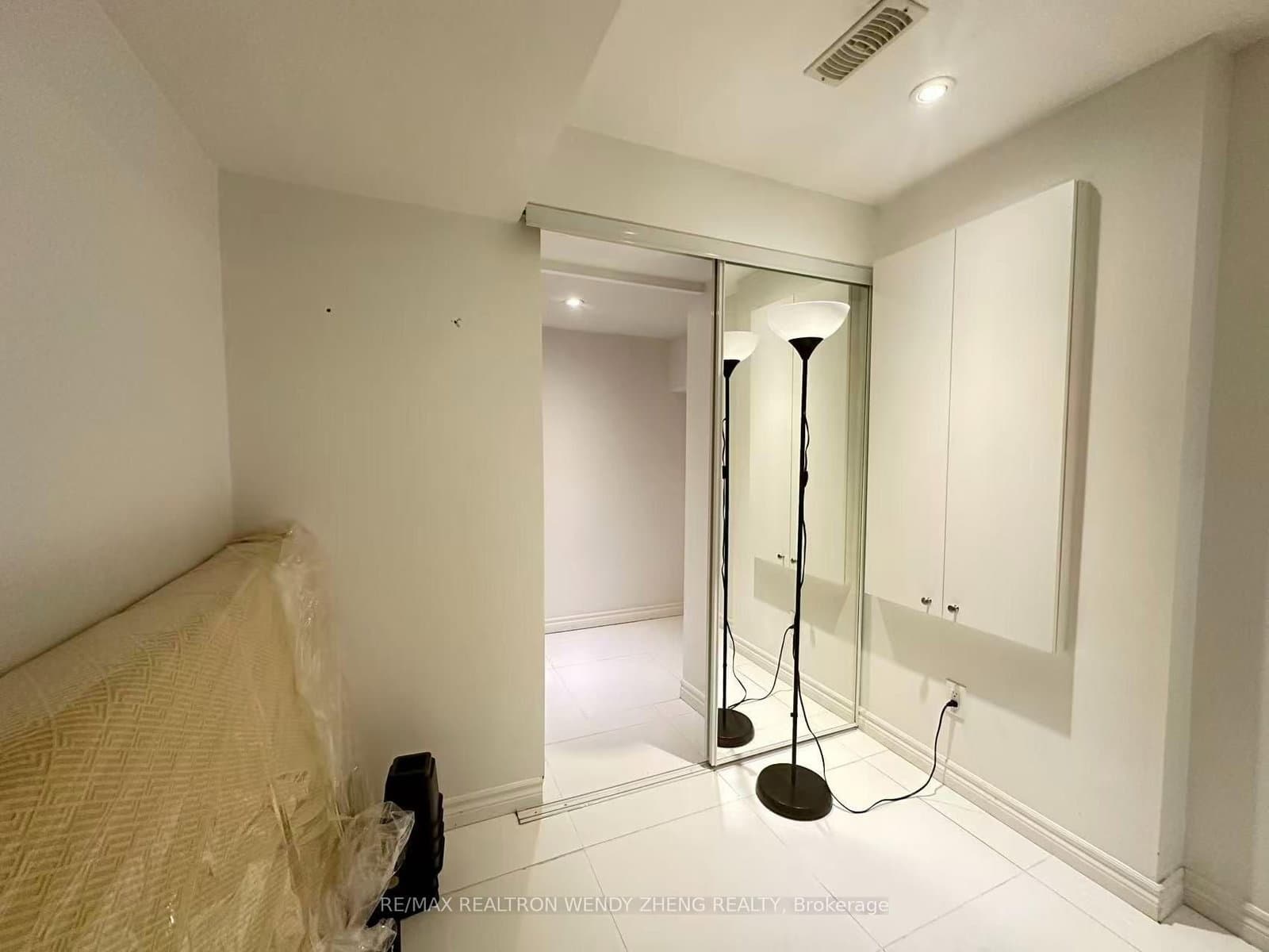 157 Black Maple Crescent, Unit Bsmt thumbnail 3