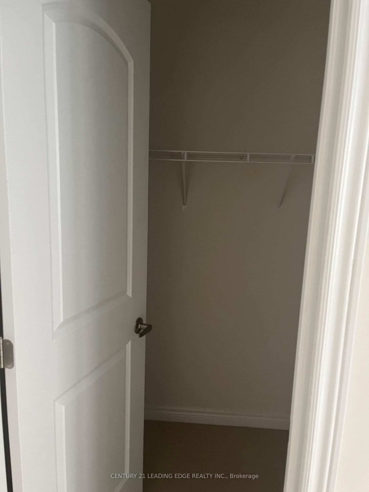 23 Boland Court, Unit 1 Bdrm Upper Level thumbnail 3
