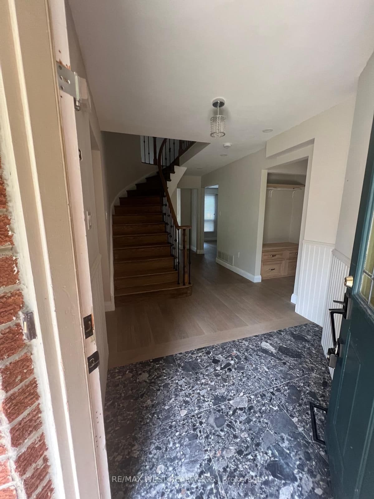 51 Moorcrest Drive thumbnail 3