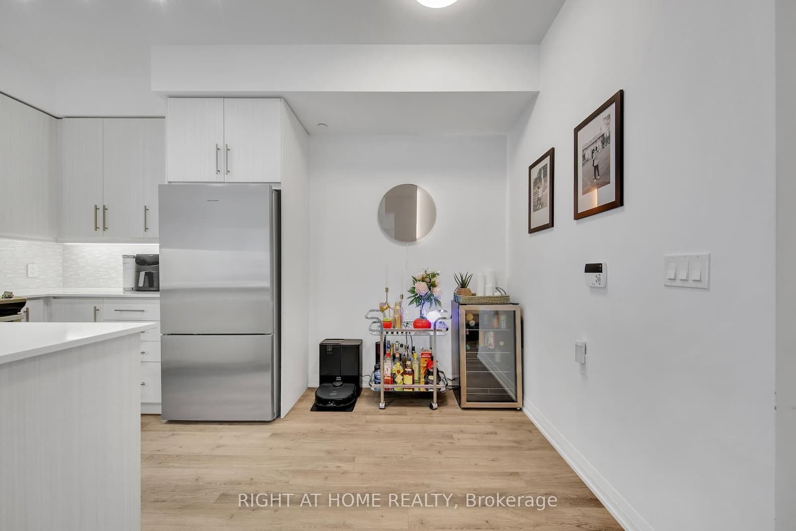 65 Oneida Crescent, Unit 903 thumbnail 9
