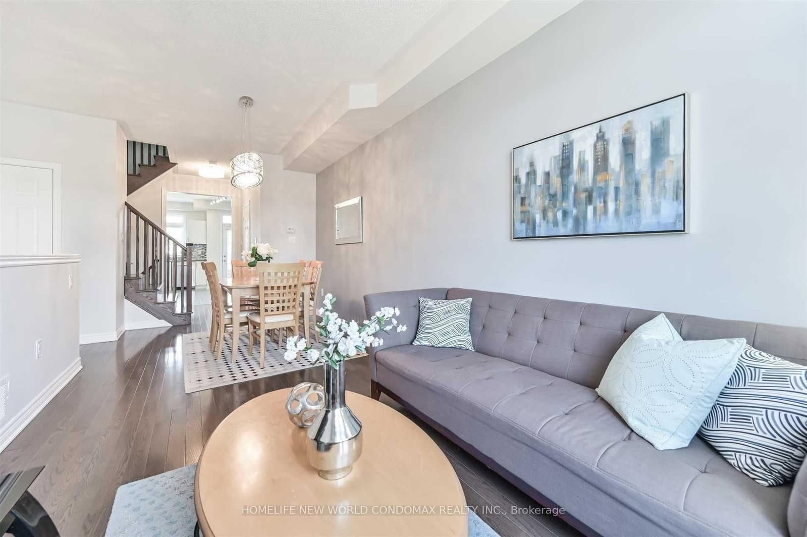 101 Dundas Way thumbnail 14