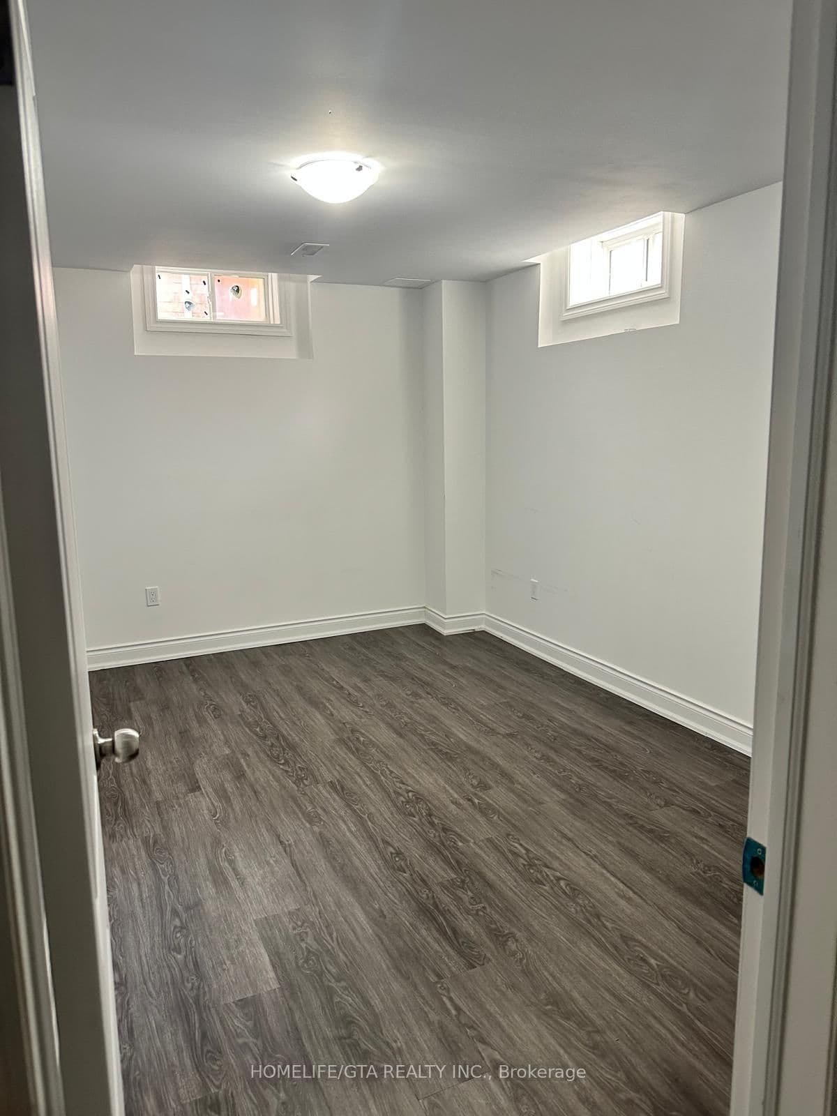 42 Mohandas Drive, Unit Basement thumbnail 5