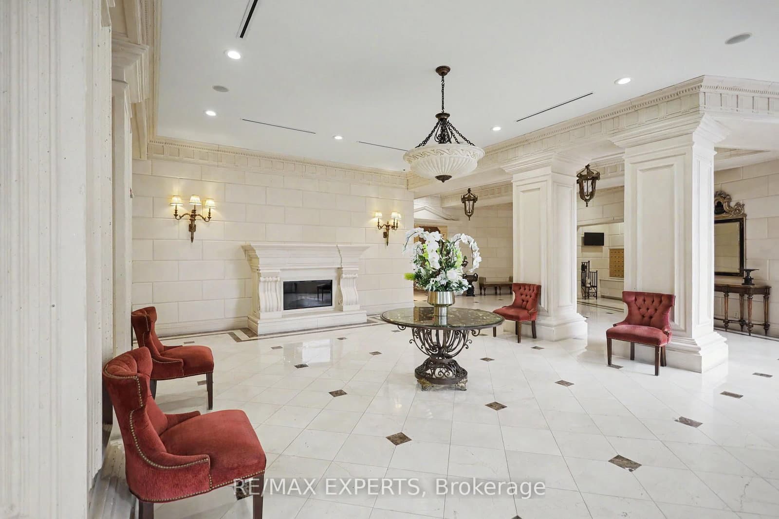 9225 Jane Street, Unit 614 thumbnail 5
