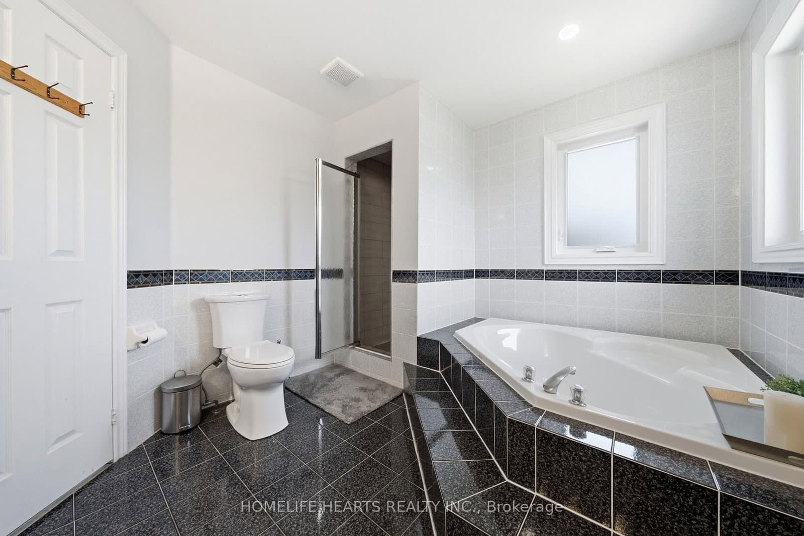 62 Boxwood Crescent thumbnail 29