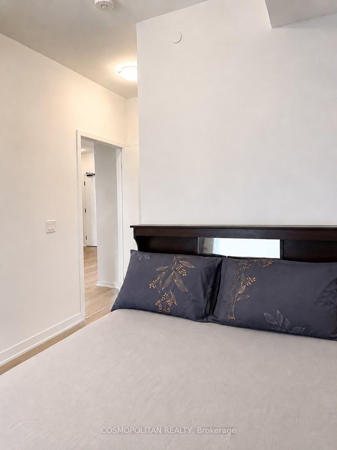 10 Abeja Street, Unit 2014 thumbnail 6