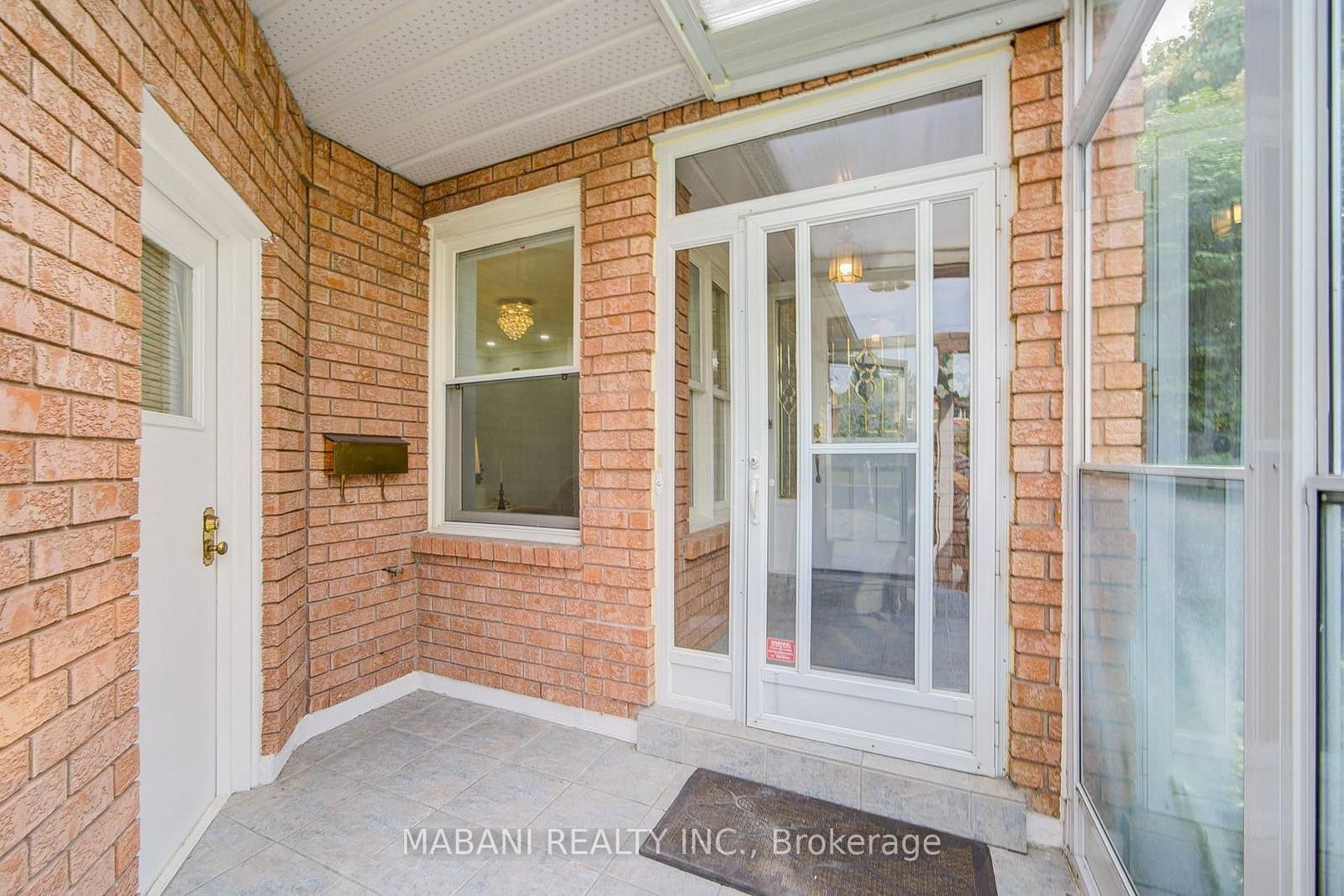 38 Marchwood Crescent thumbnail 4