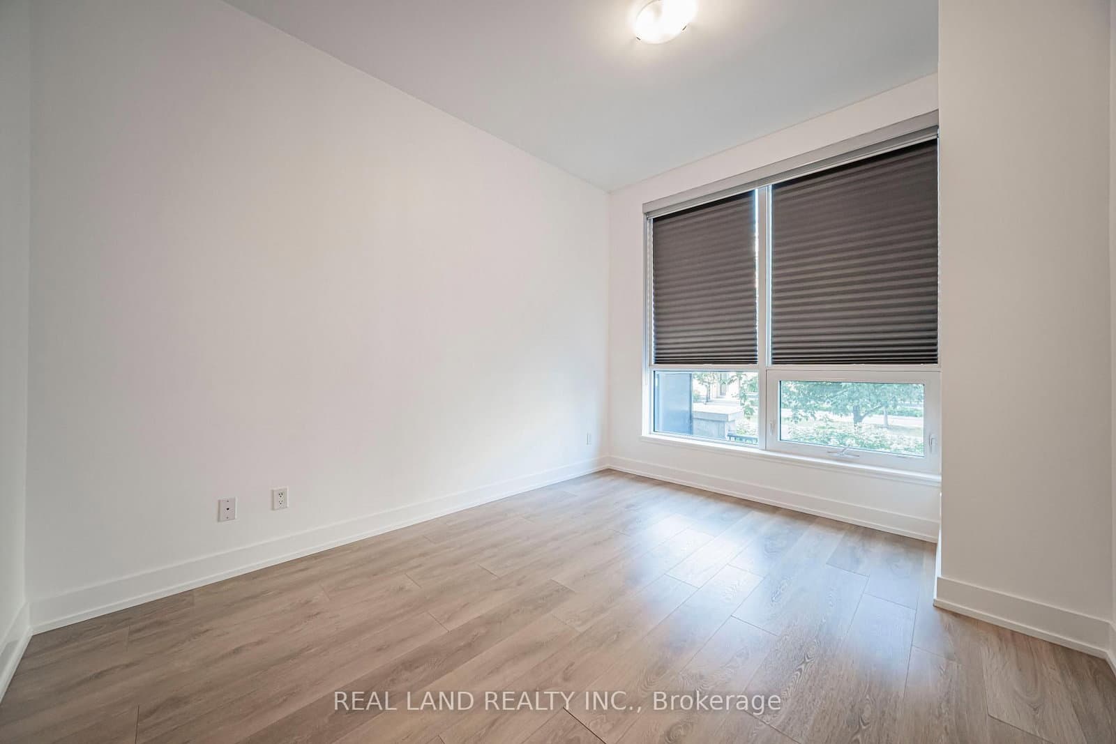 268 Buchanan Drive, Unit 107W thumbnail 10