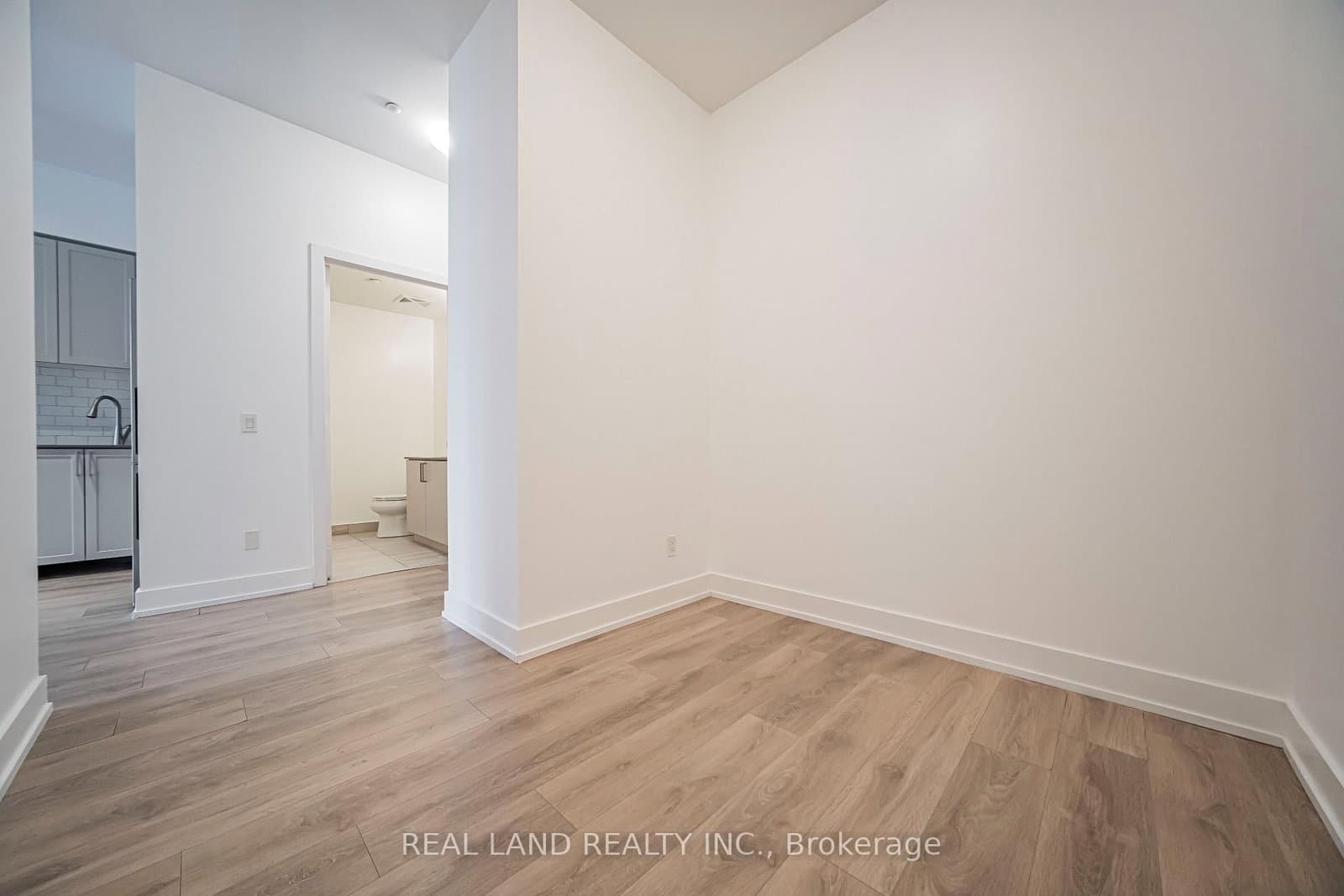 268 Buchanan Drive, Unit 107W thumbnail 19