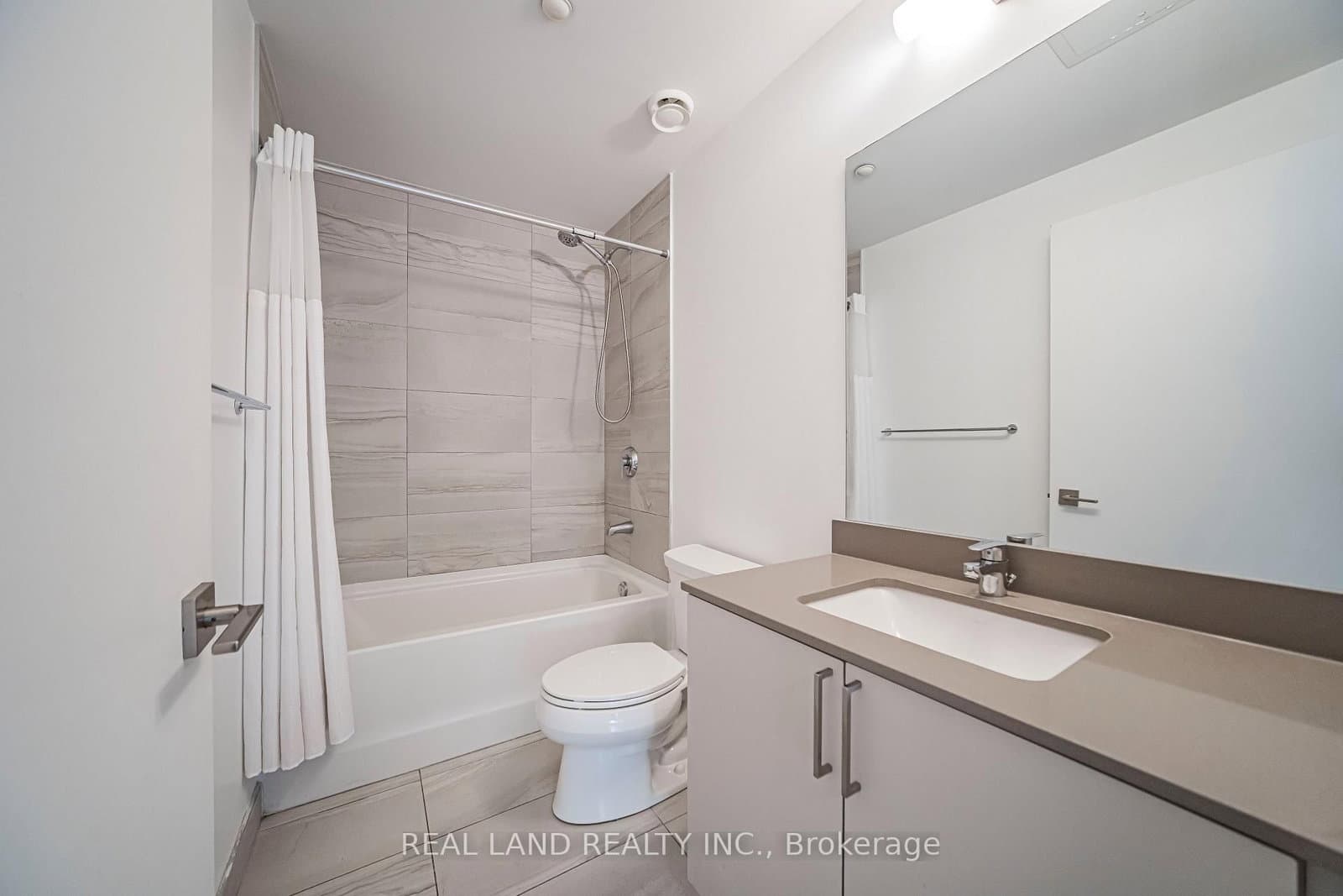 268 Buchanan Drive, Unit 107W thumbnail 7