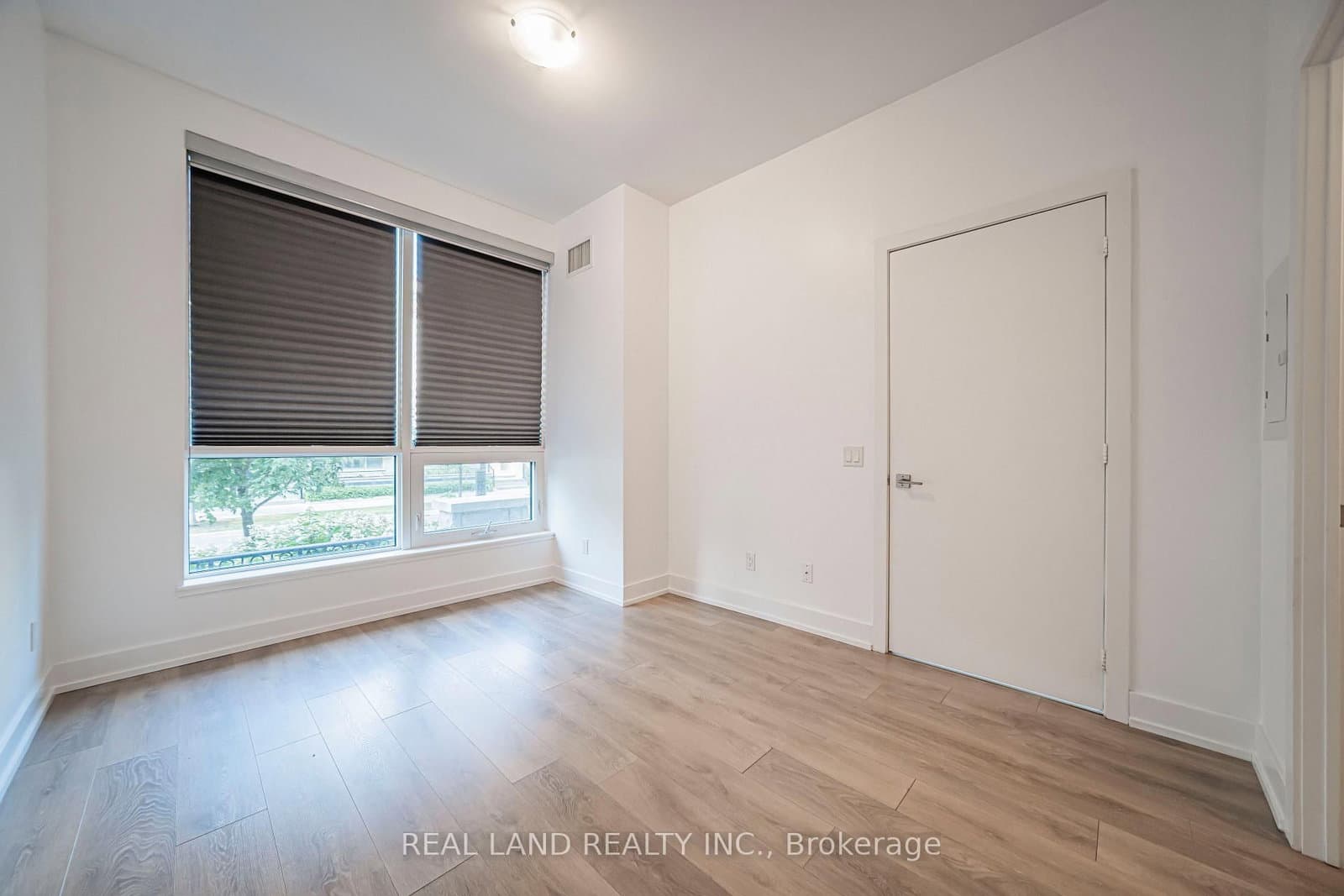 268 Buchanan Drive, Unit 107W thumbnail 9