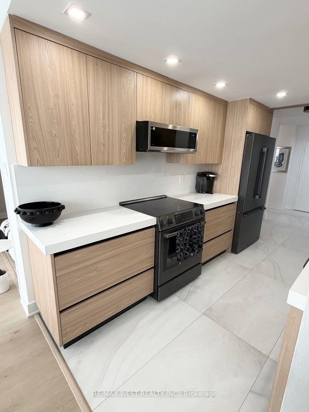 7 Townsgate Drive, Unit 1408 thumbnail 20