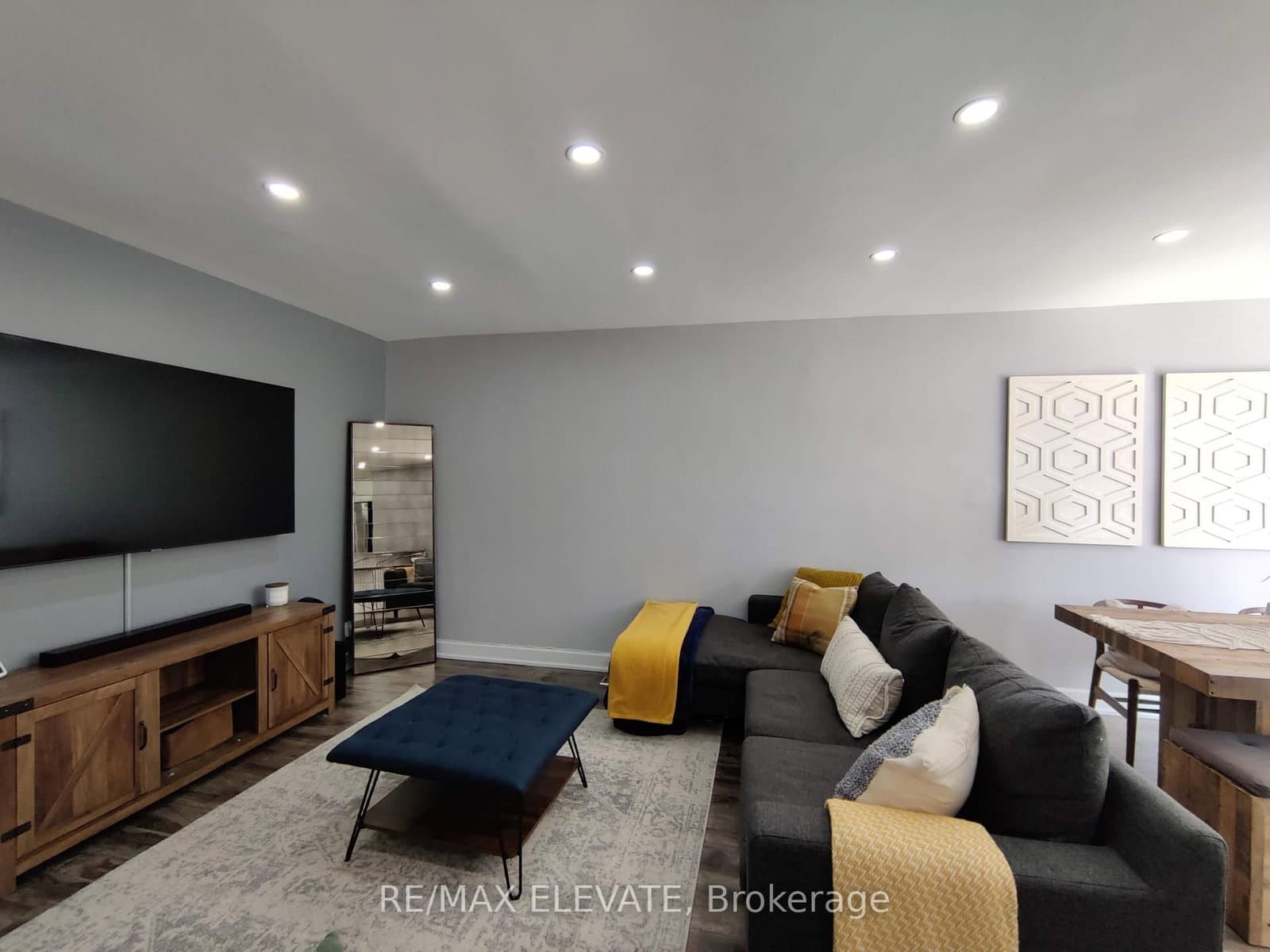 302 Demaine Crescent thumbnail 2