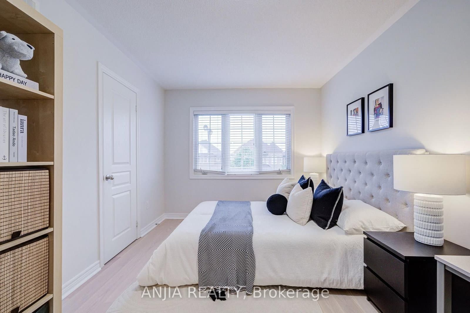 2406 Bur Oak Avenue thumbnail 24