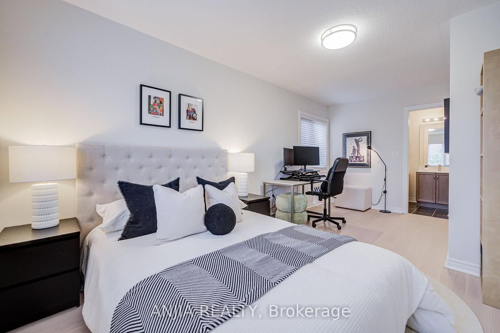 2406 Bur Oak Avenue thumbnail 25