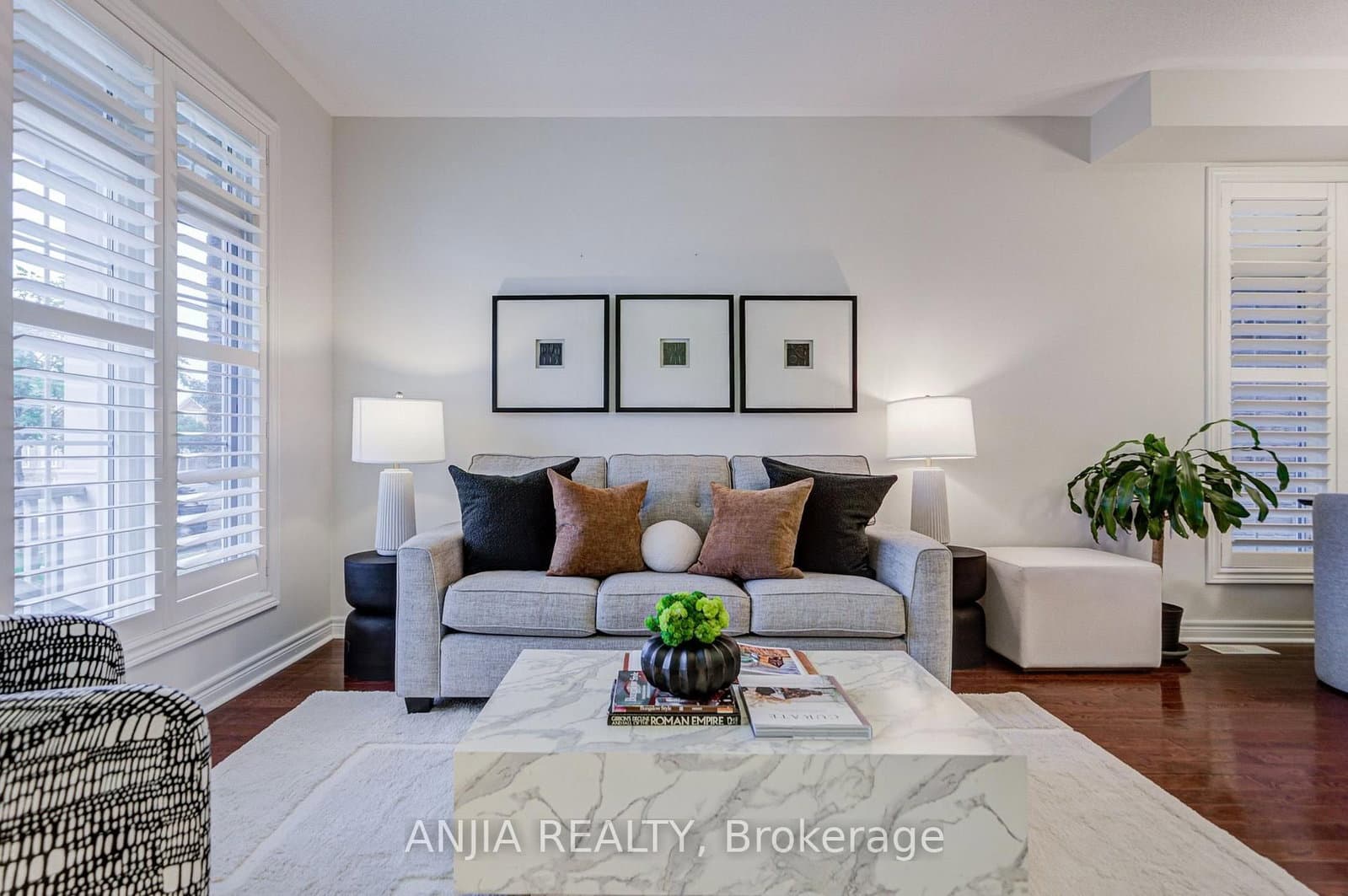 2406 Bur Oak Avenue thumbnail 5