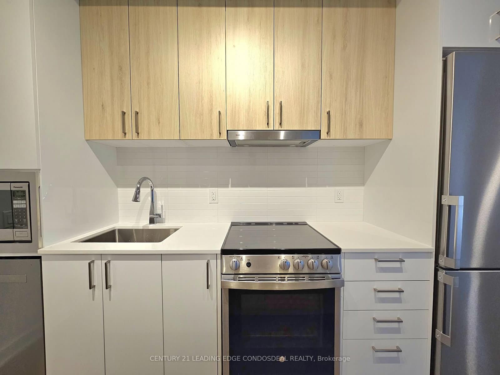 30 Upper Mall Way, Unit 419 thumbnail 3