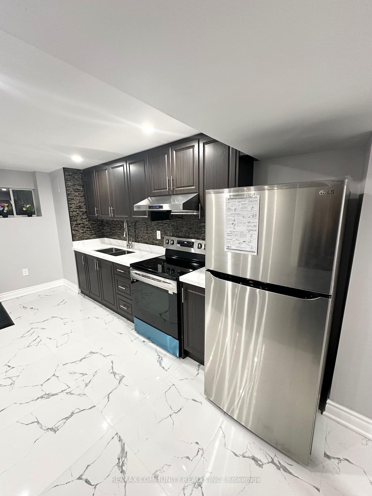 6962 14th Avenue, Unit Basement thumbnail 3