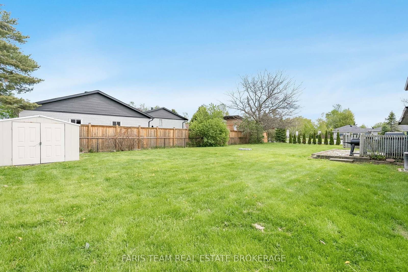 201 Parkside Crescent thumbnail 28