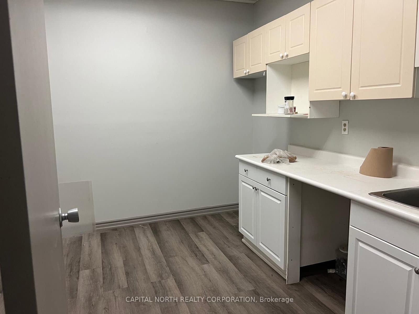 21 Rodinea Road, Unit 2 thumbnail 14