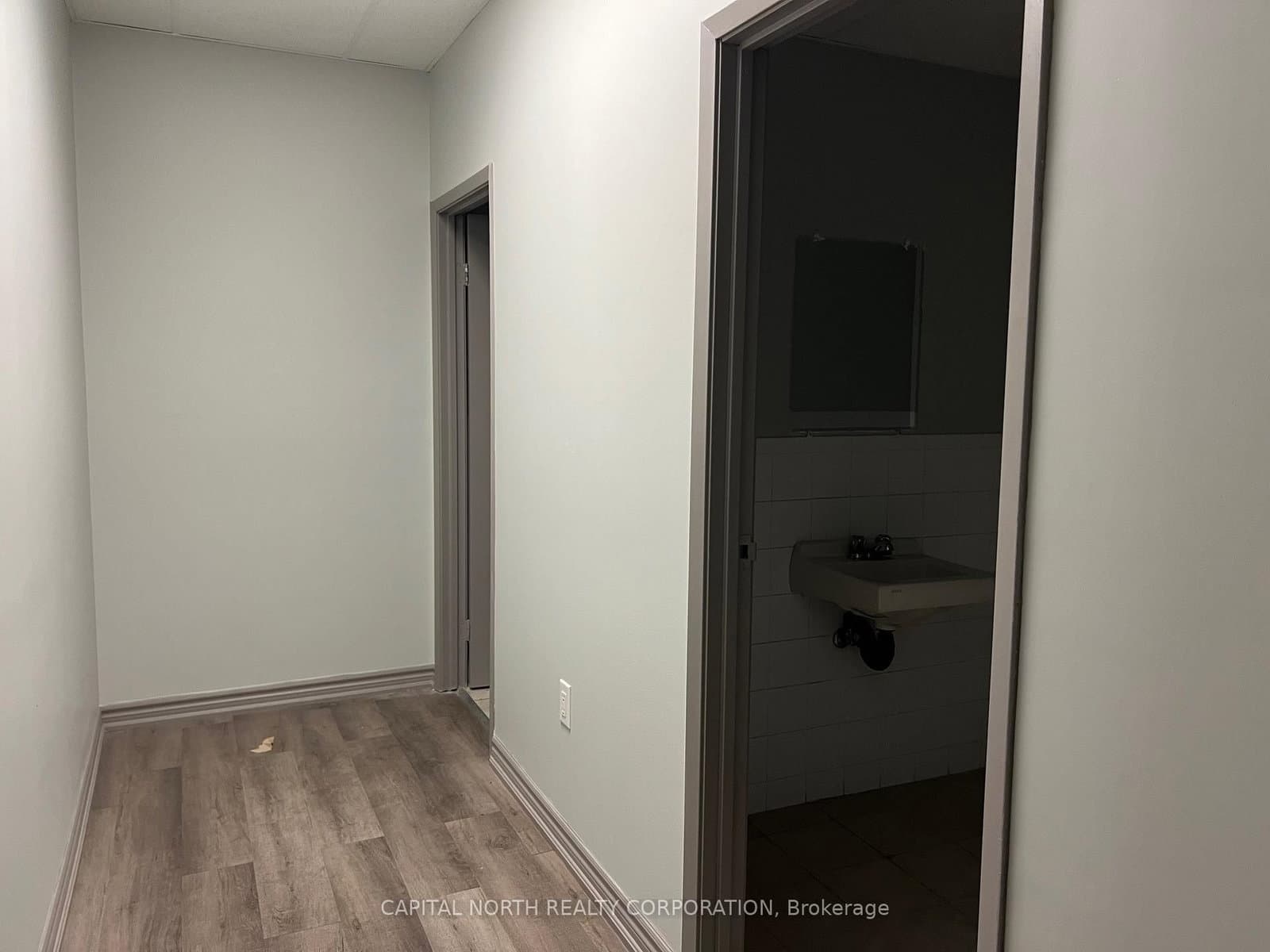 21 Rodinea Road, Unit 2 thumbnail 15