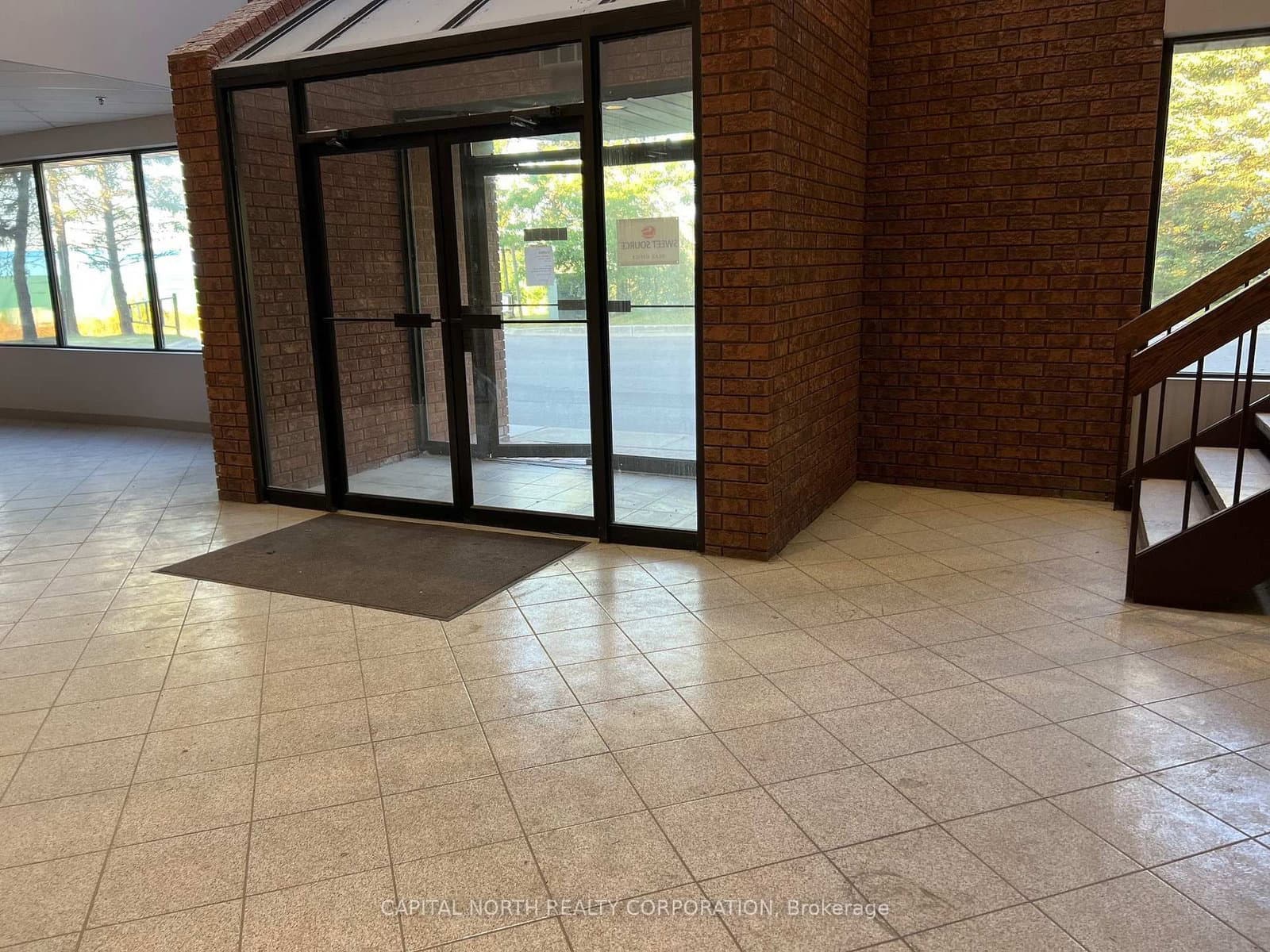 21 Rodinea Road, Unit 2 thumbnail 16