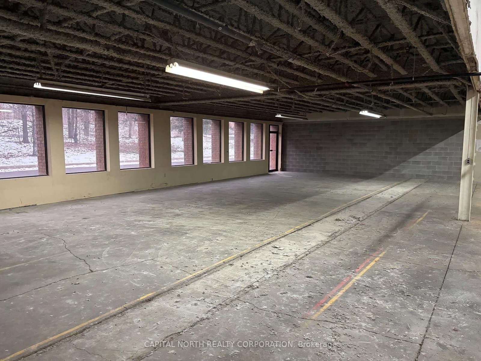 21 Rodinea Road, Unit 2 thumbnail 6