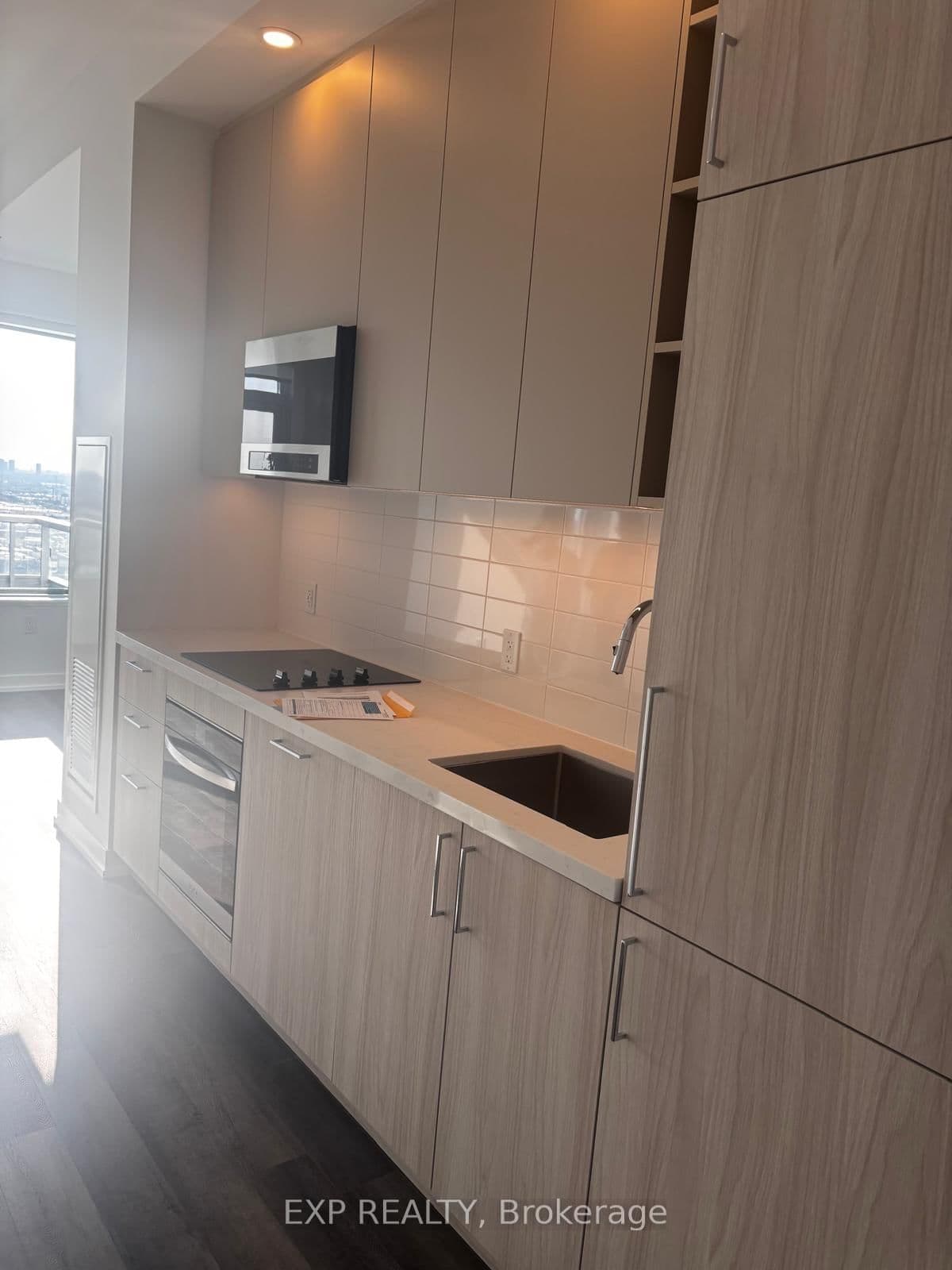 21 Meadowdale Road, Unit 1908 thumbnail 3