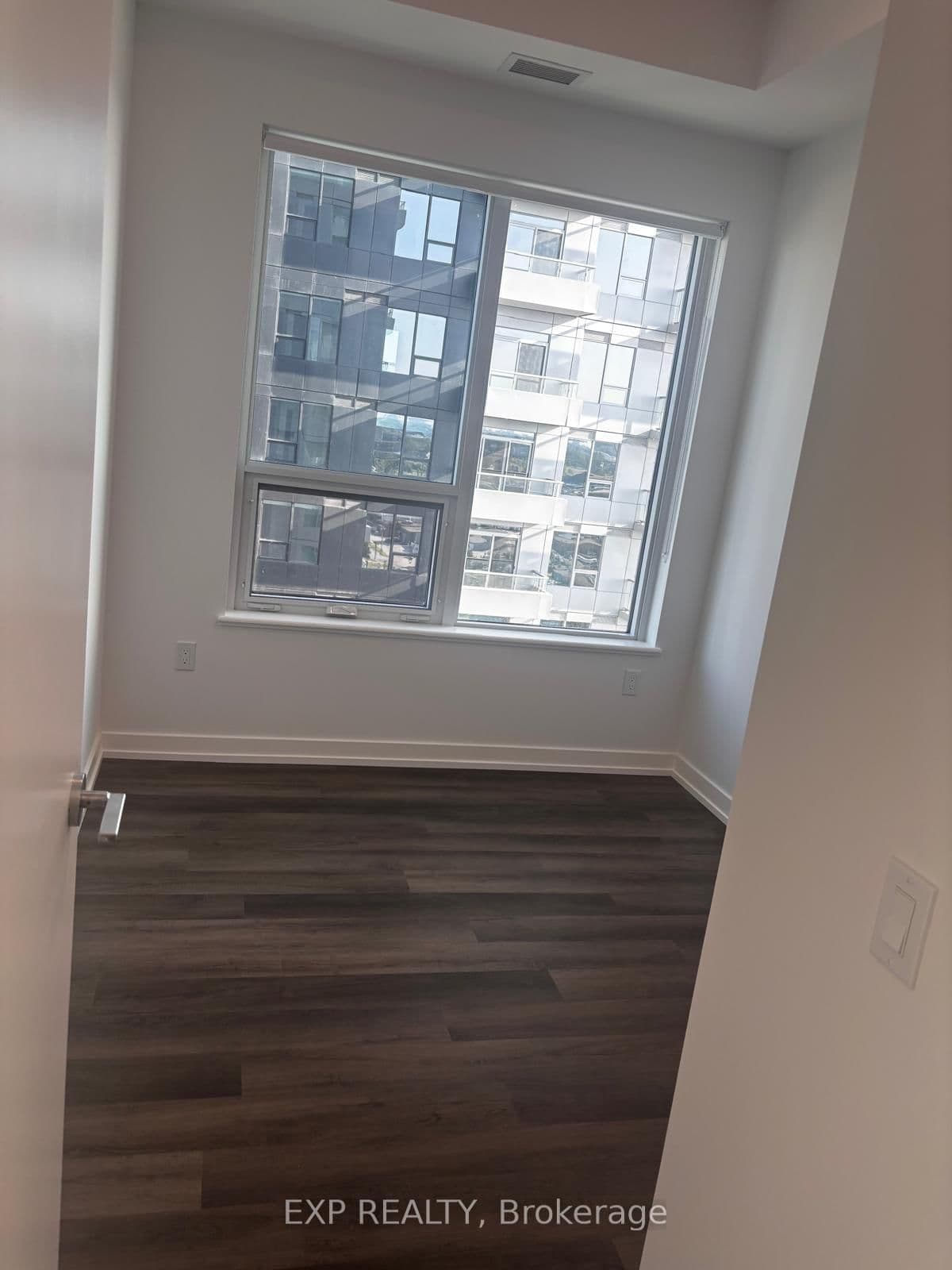 21 Meadowdale Road, Unit 1908 thumbnail 4