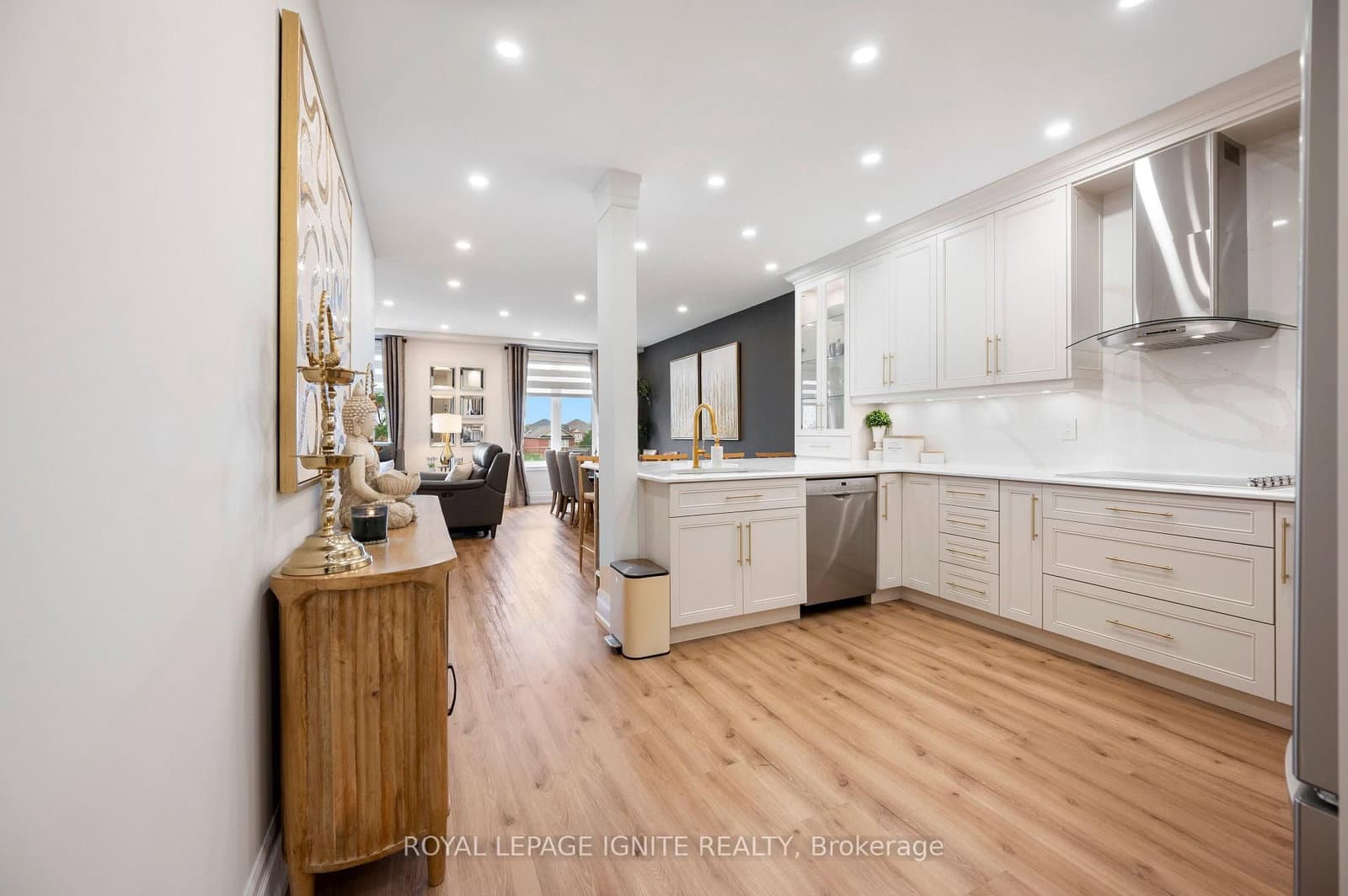7340 Markham Road, Unit 204 thumbnail 5