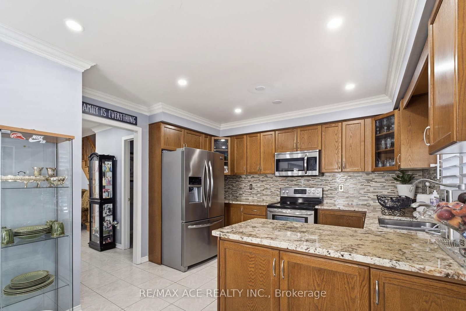 58 Andriana Crescent thumbnail 16
