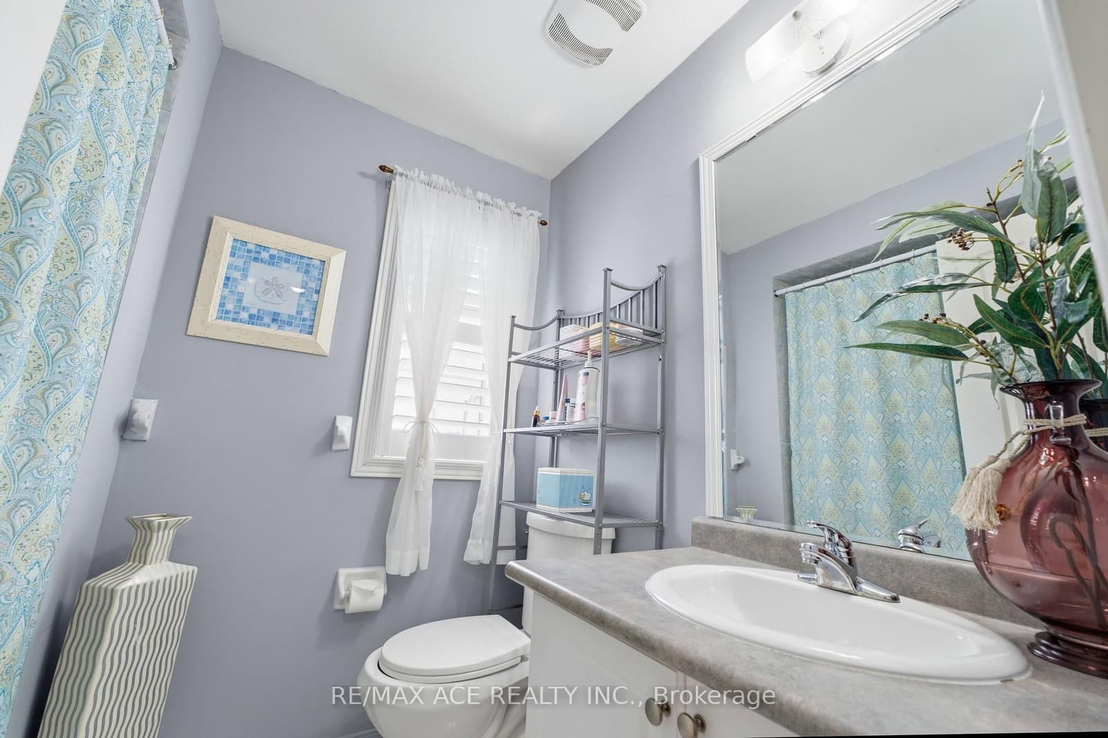 58 Andriana Crescent thumbnail 32