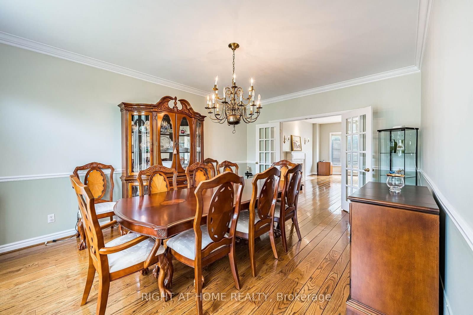9 Glenridge Drive thumbnail 14