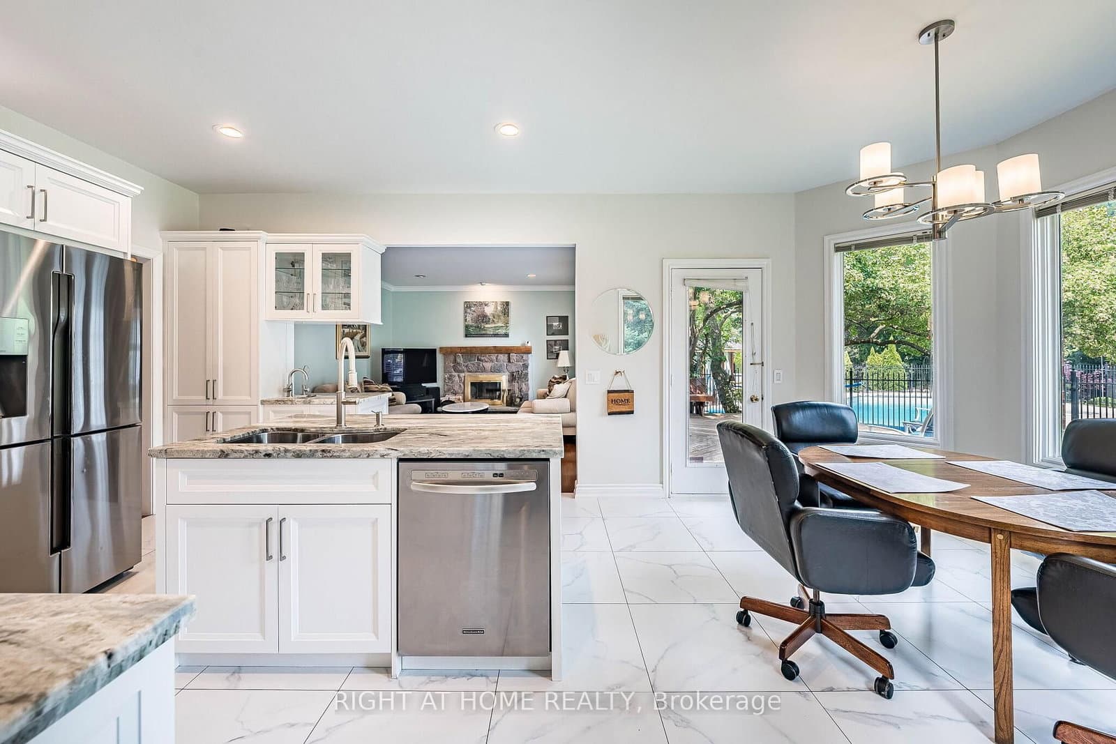 9 Glenridge Drive thumbnail 17