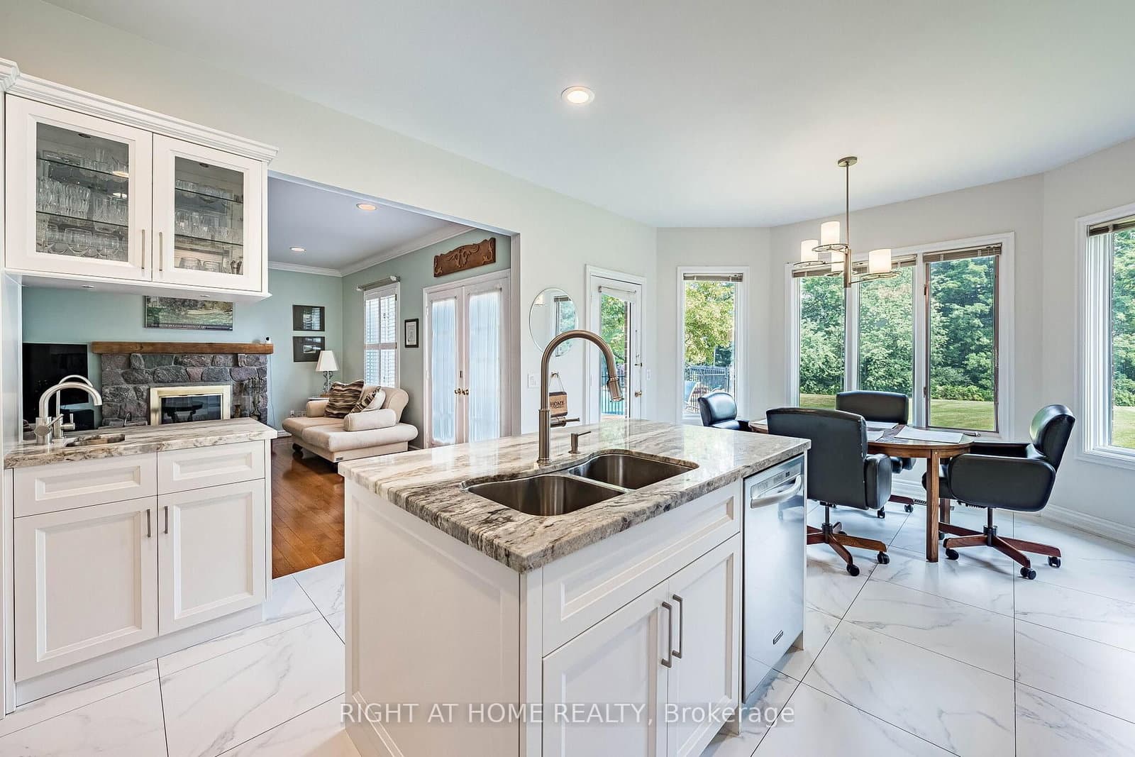 9 Glenridge Drive thumbnail 18