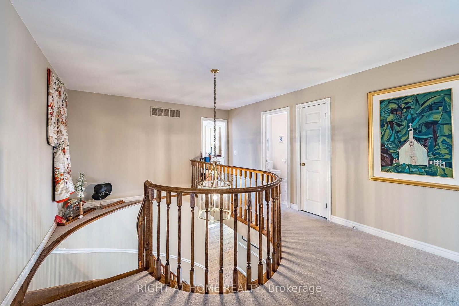 9 Glenridge Drive thumbnail 23