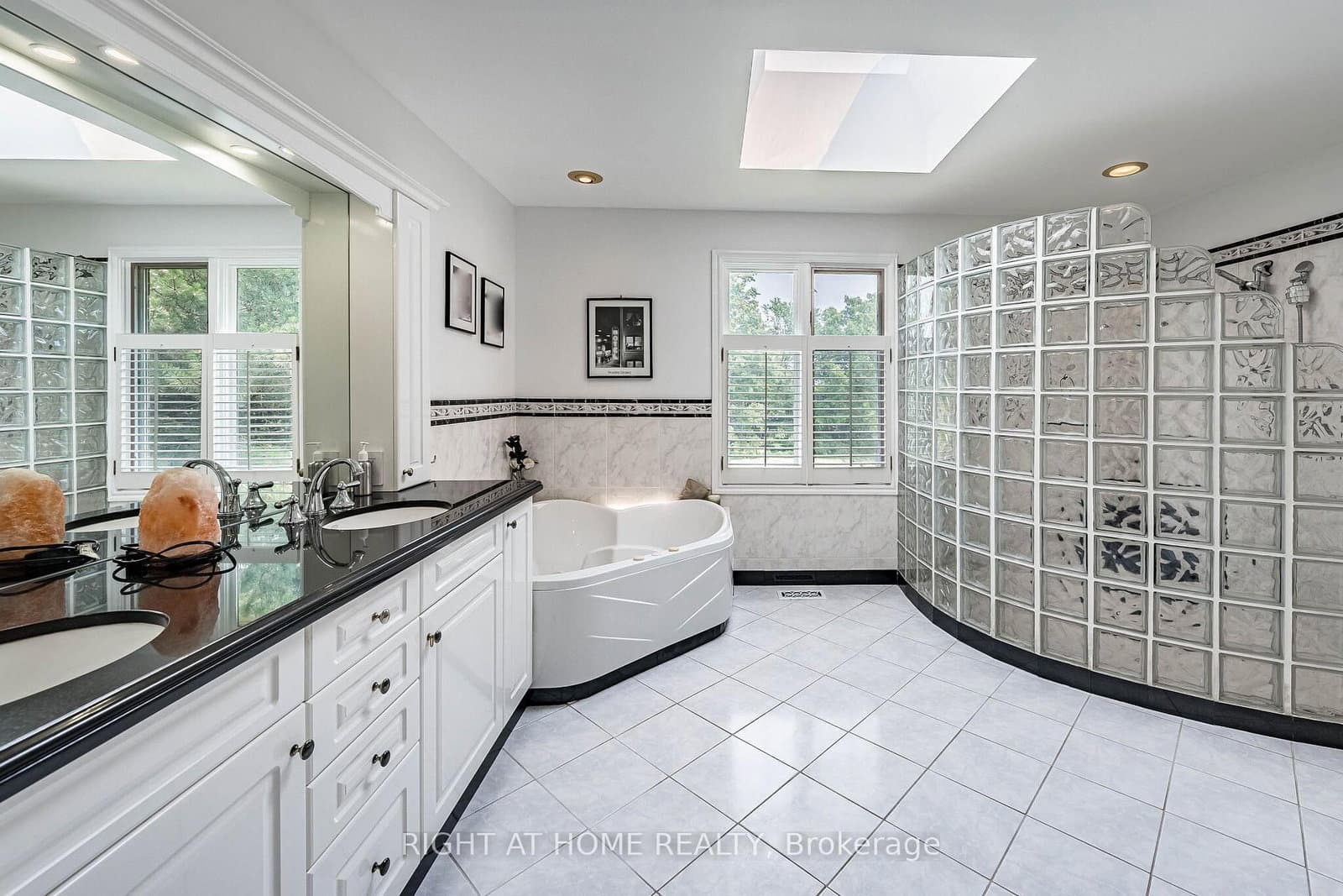 9 Glenridge Drive thumbnail 26