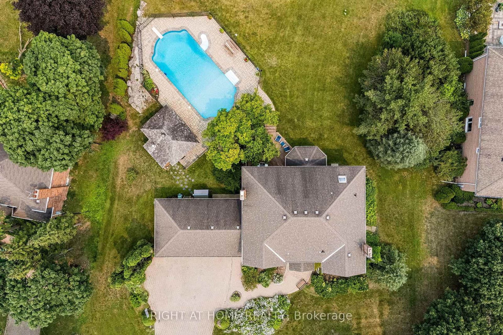 9 Glenridge Drive thumbnail 45