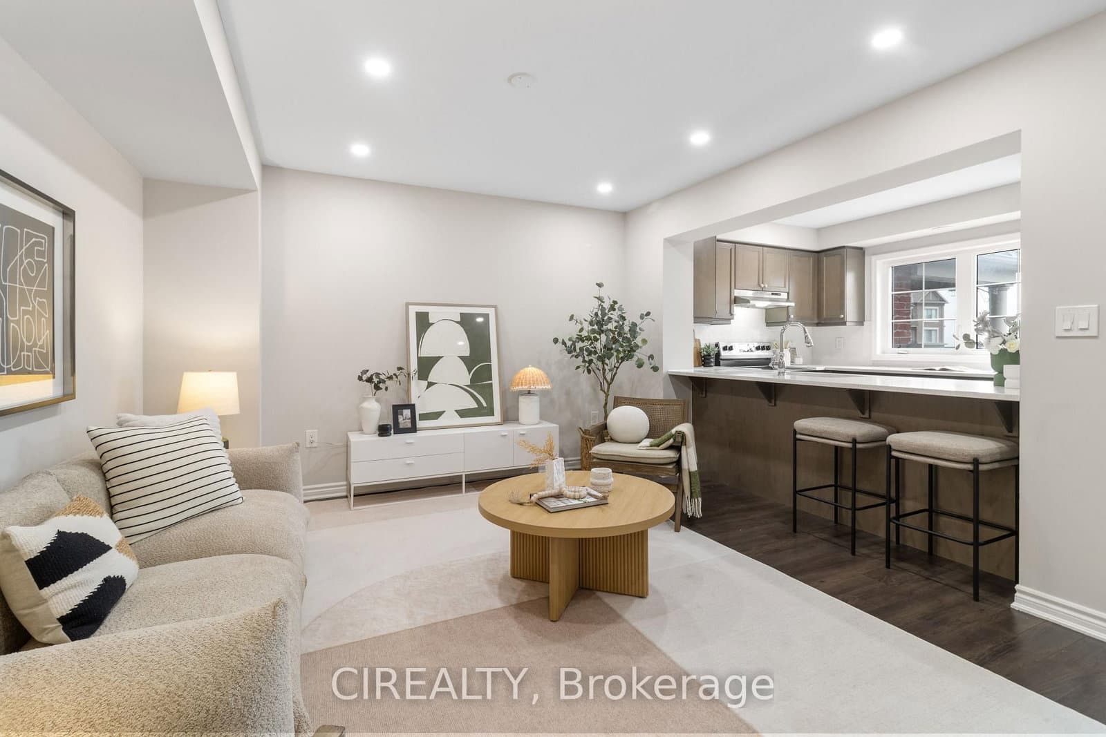 48 Casely Avenue thumbnail 2